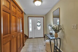 55 Brooklane Dr in Buffalo, NY - Building Photo - Building Photo