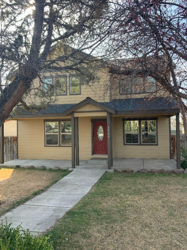 2755 NW 10th St in Redmond, OR - Building Photo - Building Photo