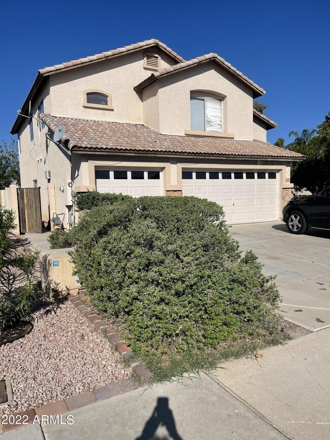 property at 11942 N 85th Ave
