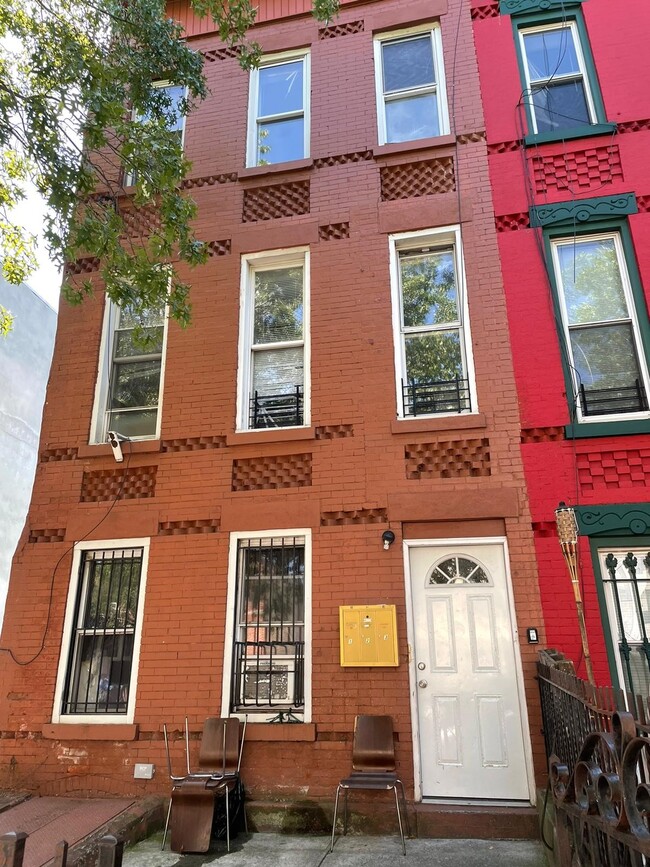 152A Macdougal St in Brooklyn, NY - Building Photo - Building Photo