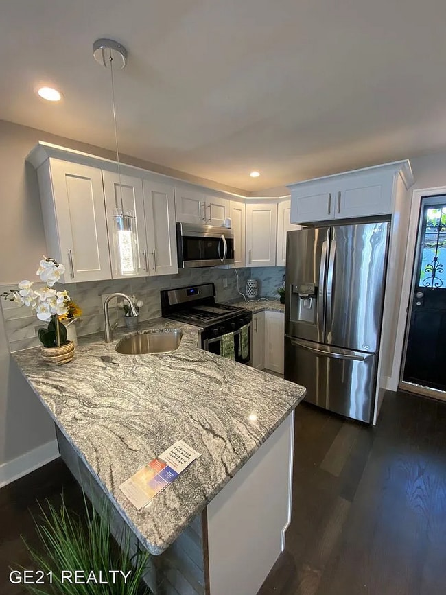 property at 2609 Wilder St