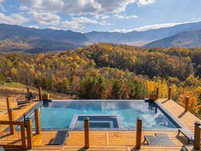 264 Sonshine Ridge Rd in Cosby, TN - Building Photo - Building Photo