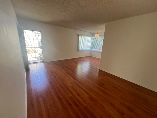 1243 26th St, Unit # 1 in Santa Monica, CA - Foto de edificio - Building Photo