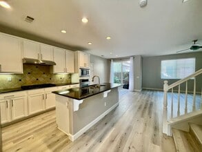 341 W Pebble Creek Ln in Orange, CA - Building Photo - Building Photo