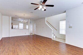 8034 Grow Ln in Houston, TX - Building Photo - Building Photo