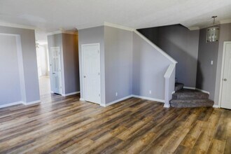 14005 Kelly Dr in Bellevue, NE - Building Photo - Building Photo