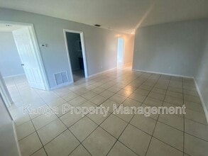 3206 Louisiana Ave in Fort Pierce, FL - Building Photo - Building Photo