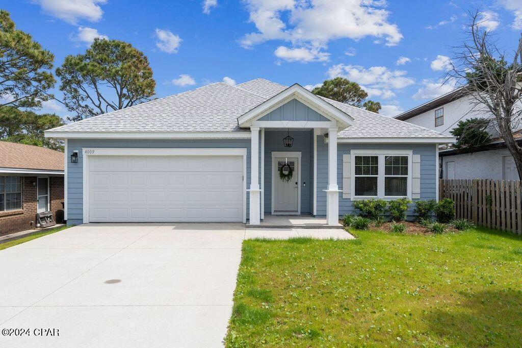 4009 Silver Sands Rd in Panama City, FL - Building Photo