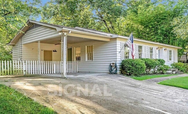 264 Garden Dr in Gardendale, AL - Building Photo - Building Photo