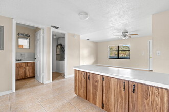 Lost Lake Apartments in Crystal River, FL - Building Photo - Interior Photo