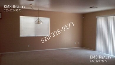 7003 S Placita Sorrento in Tucson, AZ - Building Photo - Building Photo