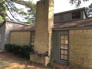 The Timbers Duplexes in Longview, TX - Building Photo - Building Photo