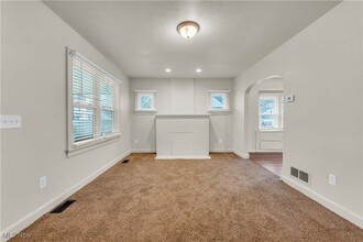 972 Jason Ave in Akron, OH - Building Photo - Building Photo