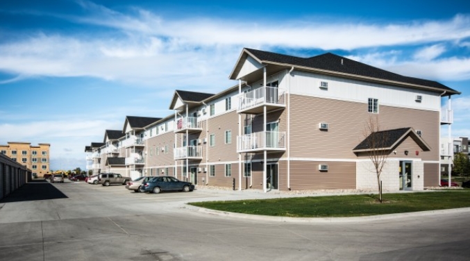 McEnroe Place VI Apartments in Grand Forks, ND - Building Photo