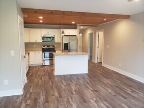 182 Pine Hollow Rd in Holly Ridge, NC - Building Photo - Building Photo