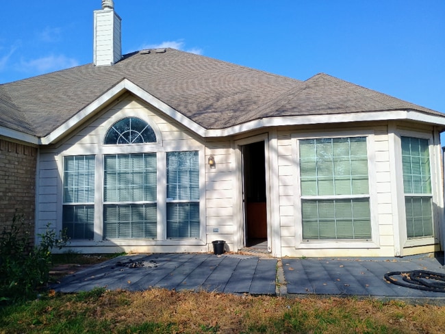 property at 1607 Monte Carlo Dr