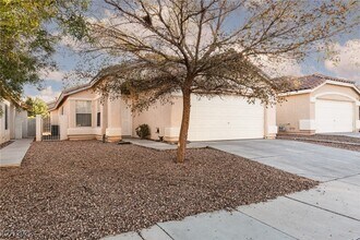 8109 Defiance Ave in Las Vegas, NV - Building Photo - Building Photo