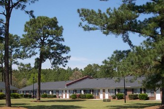 The Glen Apartments in Wilmington, NC - Building Photo - Building Photo