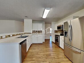 2840 Meadow Gln in Mount Juliet, TN - Building Photo - Building Photo