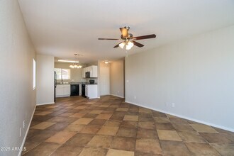 1142 E Silversmith Trail in San Tan Valley, AZ - Building Photo - Building Photo