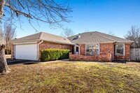 4845 Barberry Dr in Fort Worth, TX - Foto de edificio - Building Photo