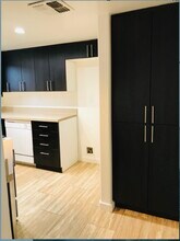 13012 Riverside Dr in Los Angeles, CA - Building Photo - Building Photo