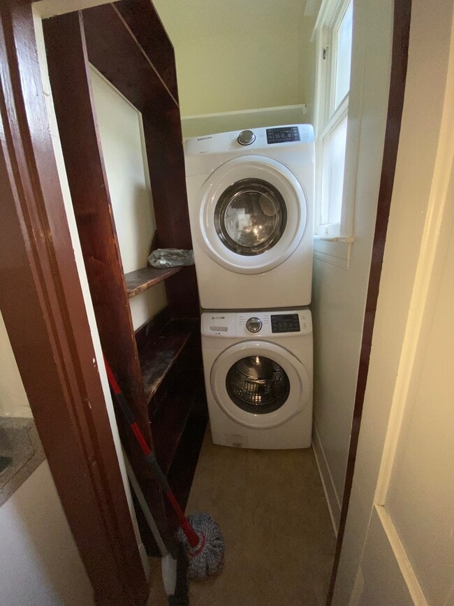 129 Hill Bend Pl in Louisville, KY - Building Photo - Building Photo