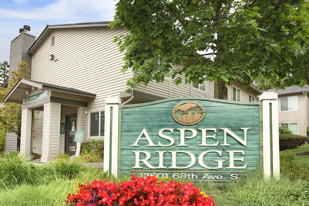 Aspen Ridge Apartments in Seattle, WA - Building Photo