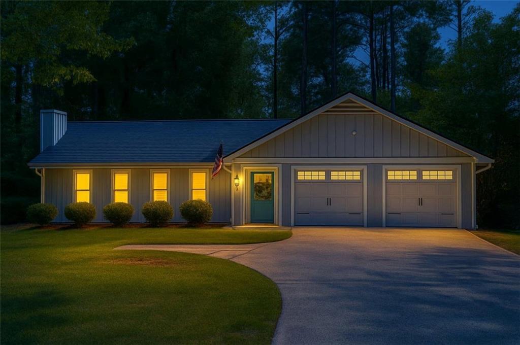 3410 Holliglen Dr in Marietta, GA - Building Photo