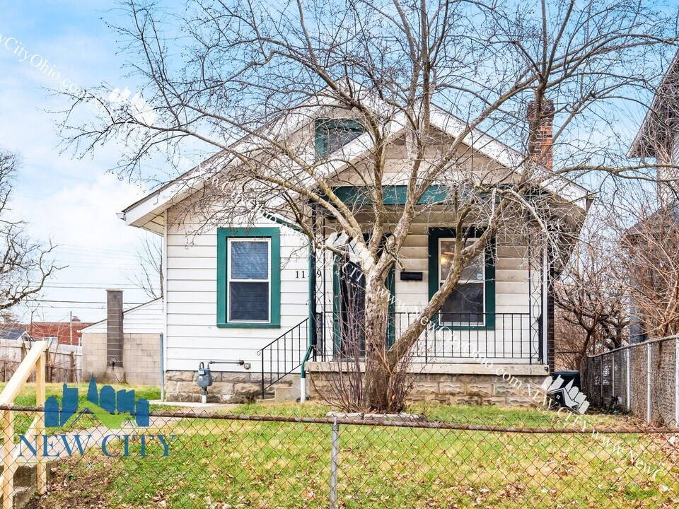 1139 Walters St in Columbus, OH - Building Photo