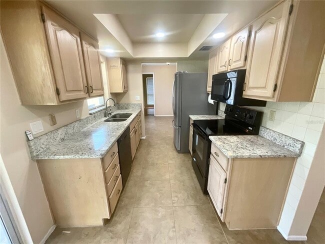 2239 Tulip Tree Ln in Clearwater, FL - Building Photo - Building Photo