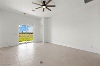 16029 Mulrion Blvd in Punta Gorda, FL - Foto de edificio - Building Photo