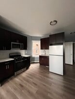 550 Avenue C, Unit 10 in Bayonne, NJ - Building Photo