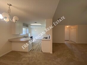 7468 Woodmont Rd in Navarre, FL - Building Photo - Building Photo