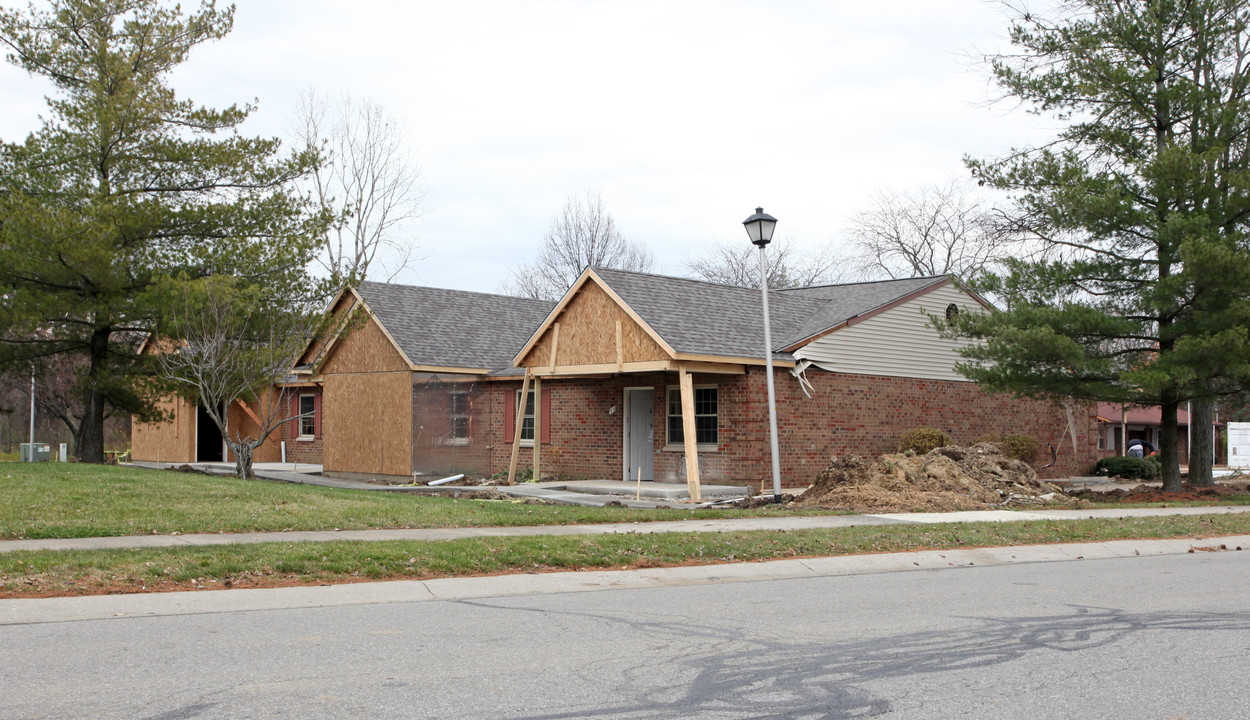 Sunnyview Square Apartments in Delaware, OH - Building Photo