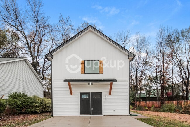 property at 3423 New Hampshire Dr
