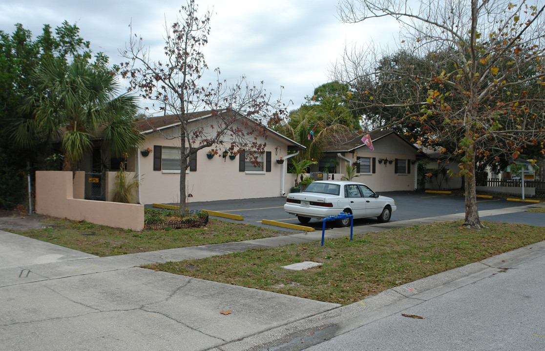 605 92nd Ave N in St. Petersburg, FL - Building Photo