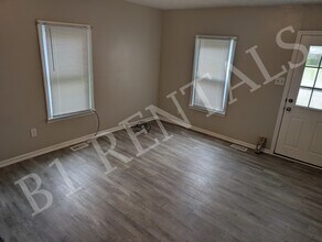 701 Hustedt St in Seymour, IN - Building Photo - Building Photo