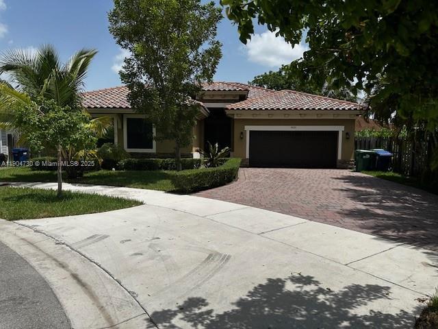 14831 SW 33rd Terrace in Miami, FL - Building Photo - Building Photo