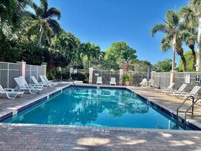 1203 Town Center Dr, Unit 221 in Jupiter, FL - Building Photo - Building Photo