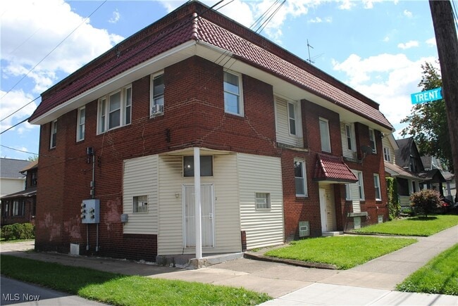 3173 W 38th St in Cleveland, OH - Building Photo - Building Photo