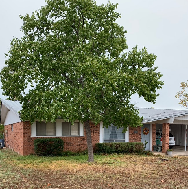 609 Cottonwood Dr in Kingsland, TX - Building Photo - Building Photo