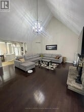 6 Fox Run Rd in Puslinch, ON - Building Photo - Building Photo