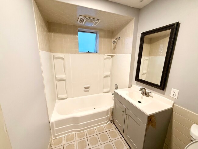 1809 60th St in Kenosha, WI - Building Photo - Building Photo