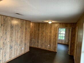 614 N 13th Ave in Laurel, MS - Building Photo - Building Photo