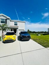194 Mangrove Shade Cir in Apollo Beach, FL - Building Photo - Building Photo