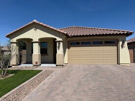 15170 W Pierce St in Goodyear, AZ - Building Photo