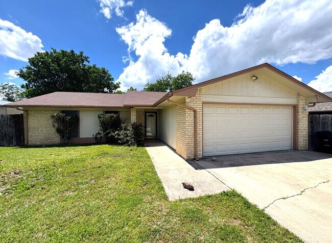 property at 2903 Janis Dr
