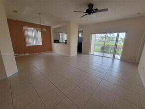 10860 Fillmore Dr in Boynton Beach, FL - Building Photo - Building Photo