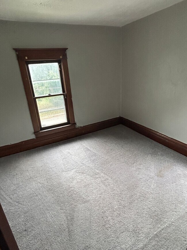 732 Denver St in Waterloo, IA - Building Photo - Building Photo